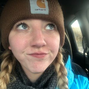 Meet your Posher, Abbi